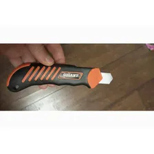 Gigant Нож строительный 18 мм GWK 621